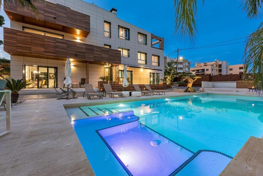 미아미플라자 Luxury Casa Con Piscina, Wifi, 150M Dal Mare 아파트 외부 사진
